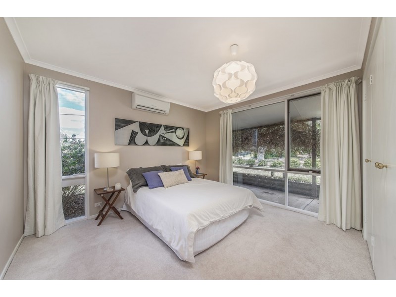60 Bacchus Circuit, Kambah ACT 2902