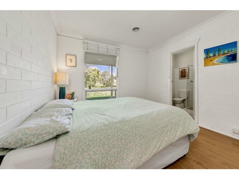 4 Watt Place, Farrer ACT 2607