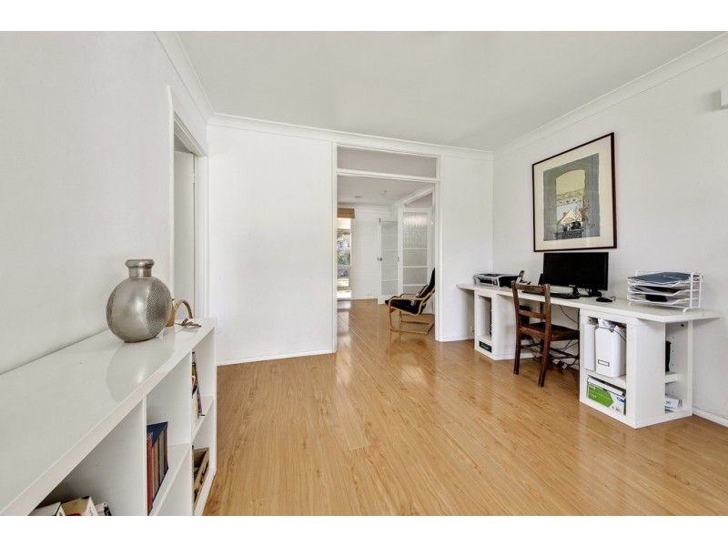 4 Watt Place, Farrer ACT 2607