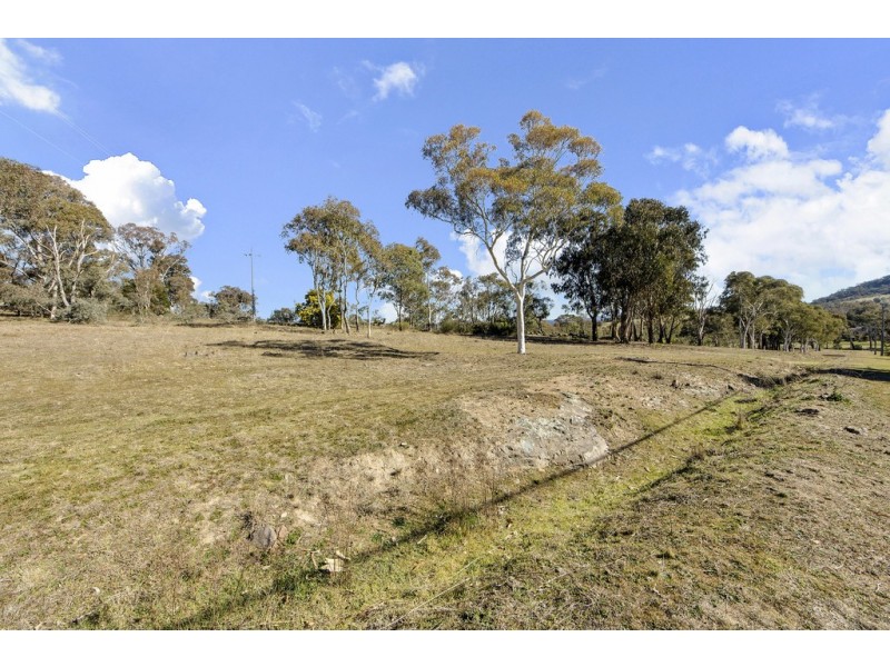 4 Watt Place, Farrer ACT 2607
