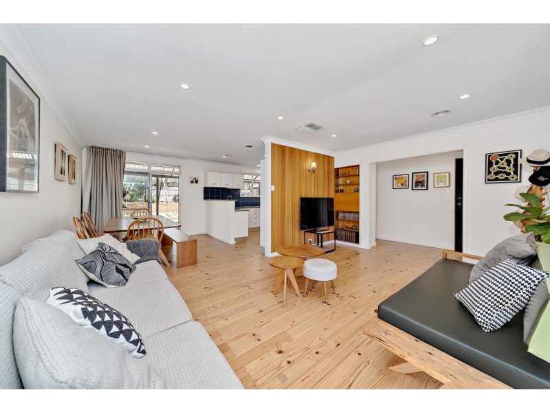 47 Dennis Street, Garran ACT 2605