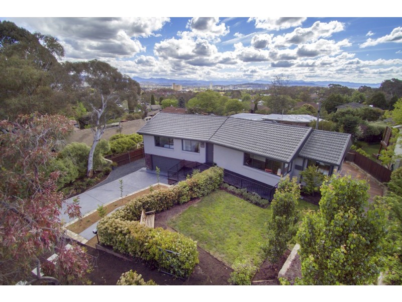 48 Curlewis Crescent, Garran ACT 2605