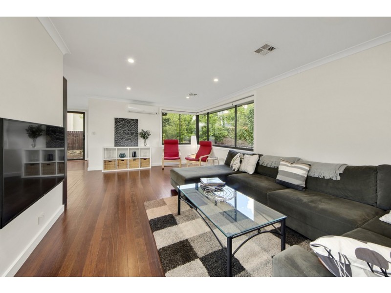 48 Curlewis Crescent, Garran ACT 2605
