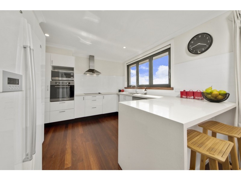 48 Curlewis Crescent, Garran ACT 2605