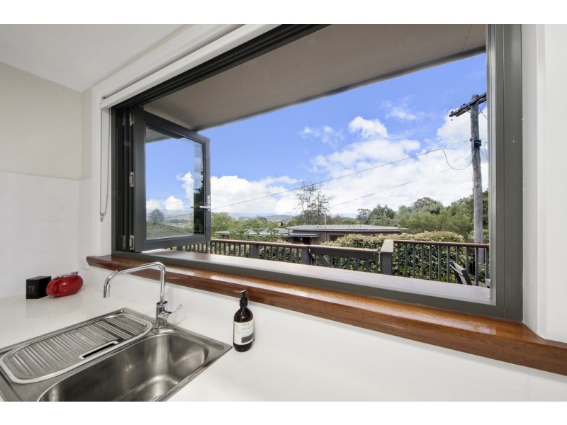 48 Curlewis Crescent, Garran ACT 2605