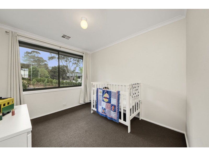 48 Curlewis Crescent, Garran ACT 2605