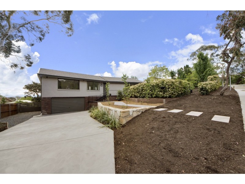48 Curlewis Crescent, Garran ACT 2605