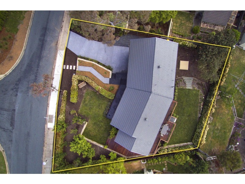 48 Curlewis Crescent, Garran ACT 2605
