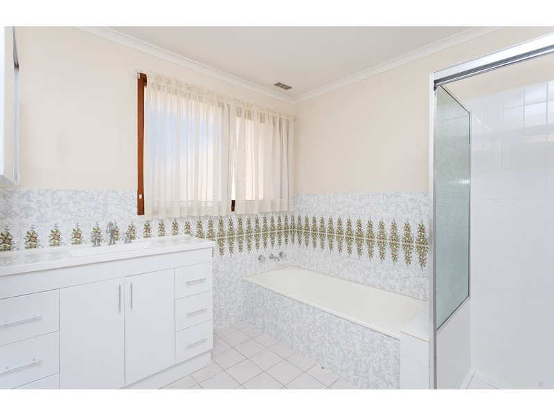 15 McElhone Court, Belconnen ACT 2617