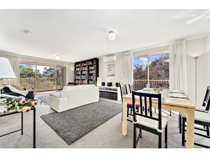 4C 12 Albermarle Place, Phillip ACT 2606