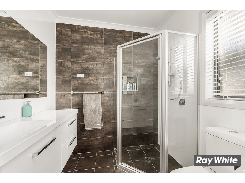 22 Macfarlane Burnet Avenue, Macgregor ACT 2615