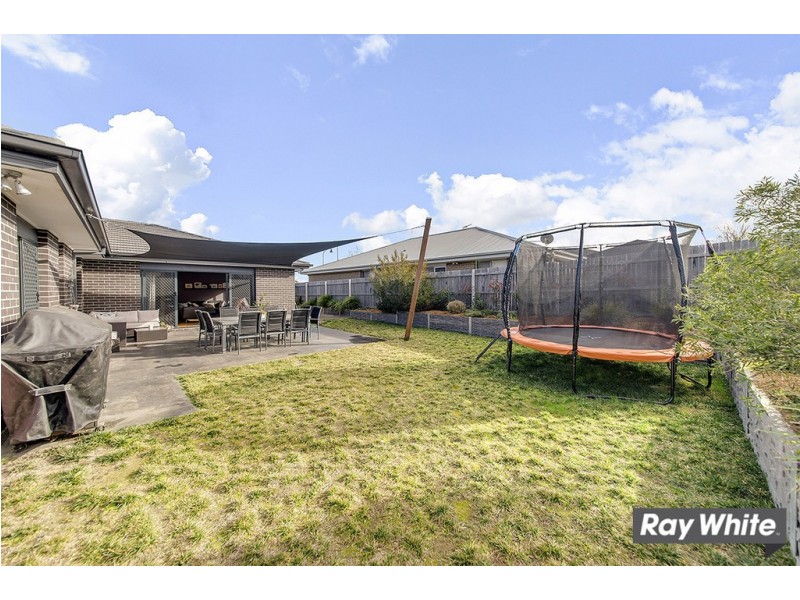 22 Macfarlane Burnet Avenue, Macgregor ACT 2615