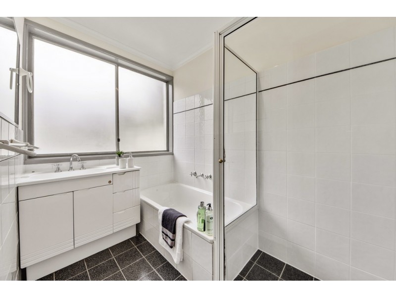 6 Berne Crescent, Macgregor ACT 2615