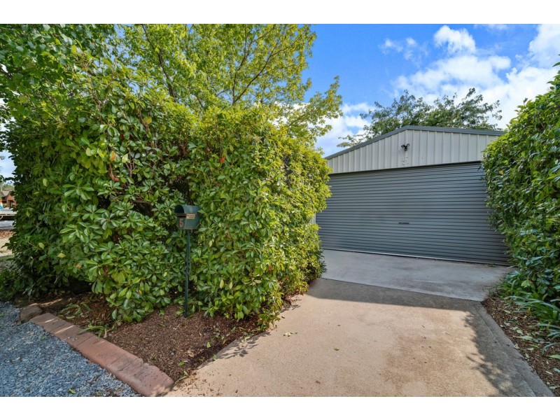 5 Elyard Place, Dunlop ACT 2615