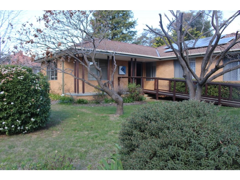 210 Antill Street, Hackett ACT 2602