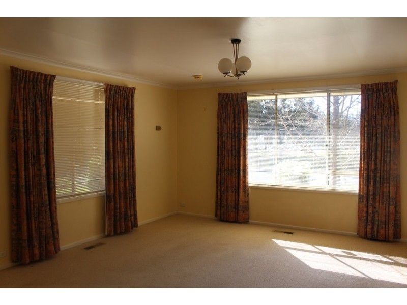 210 Antill Street, Hackett ACT 2602