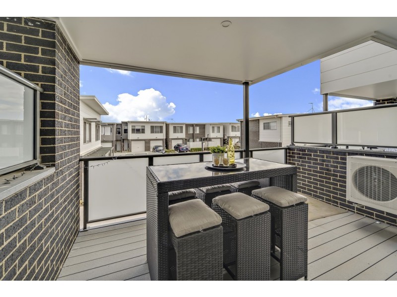 21/22 Henry Kendall Street, Franklin ACT 2913