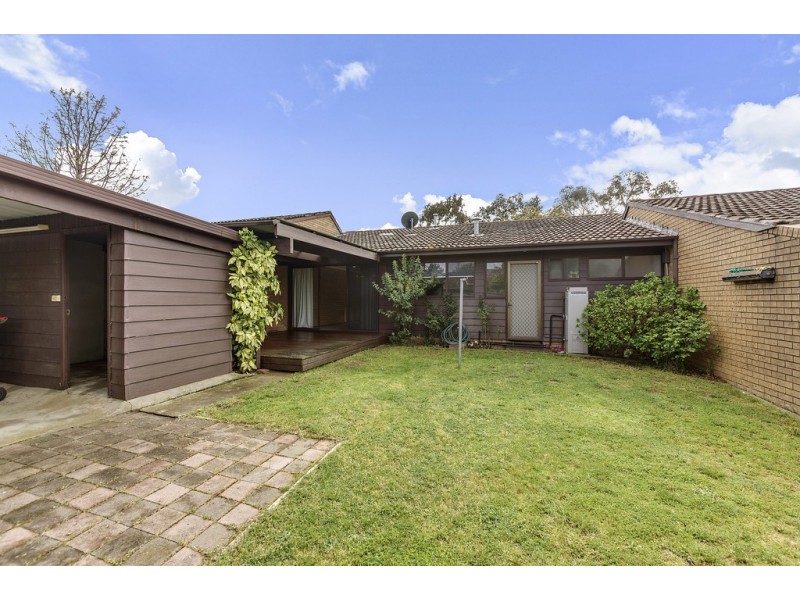 30 Warring Place, Giralang ACT 2617