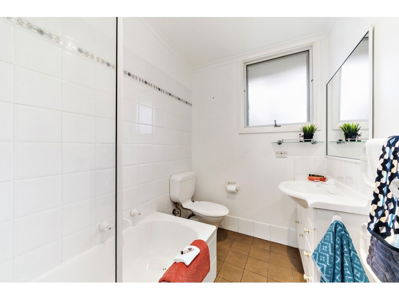 76 Lyttleton Crescent, Cook ACT 2614