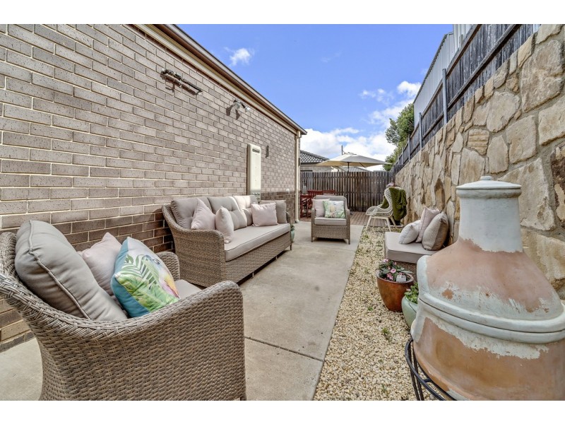 8 Hinde Street, Franklin ACT 2913