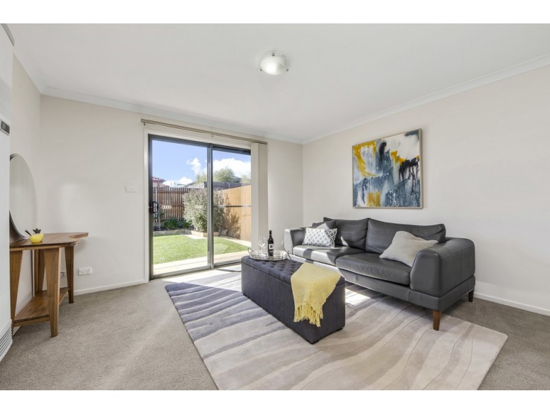 177 Macfarlane Burnet Avenue, Macgregor ACT 2615