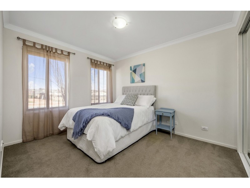 177 Macfarlane Burnet Avenue, Macgregor ACT 2615