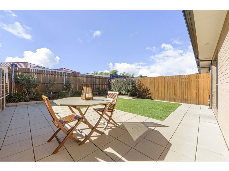 177 Macfarlane Burnet Avenue, Macgregor ACT 2615
