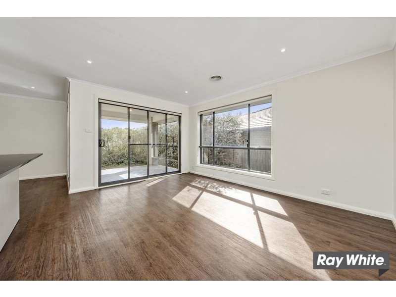 99 Overall Avenue, Casey ACT 2913