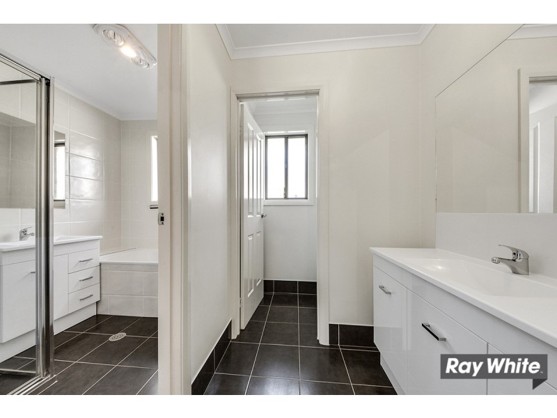 99 Overall Avenue, Casey ACT 2913