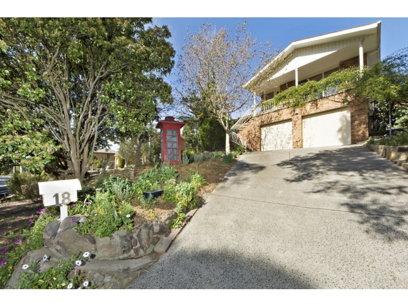 18 Lenehan Street, Giralang ACT 2617