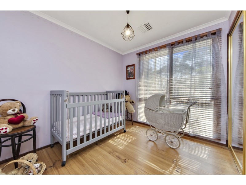 18 Lenehan Street, Giralang ACT 2617