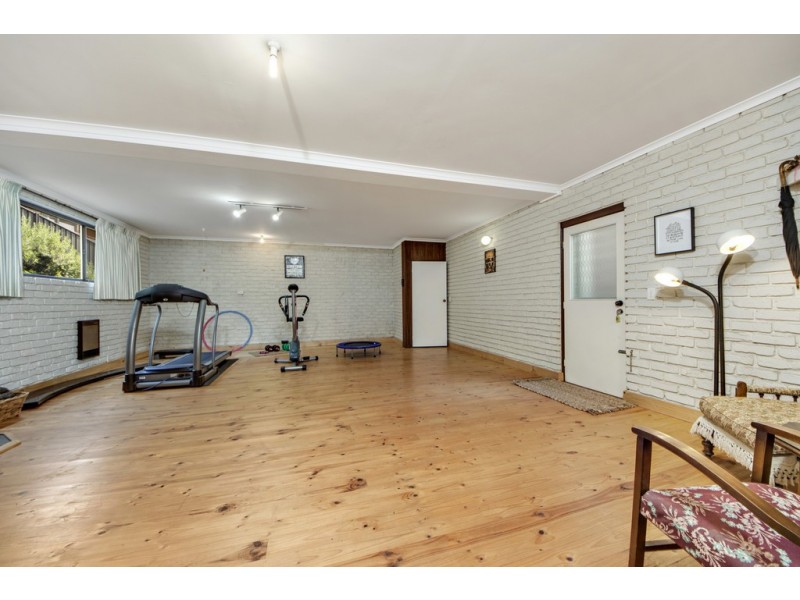 18 Lenehan Street, Giralang ACT 2617
