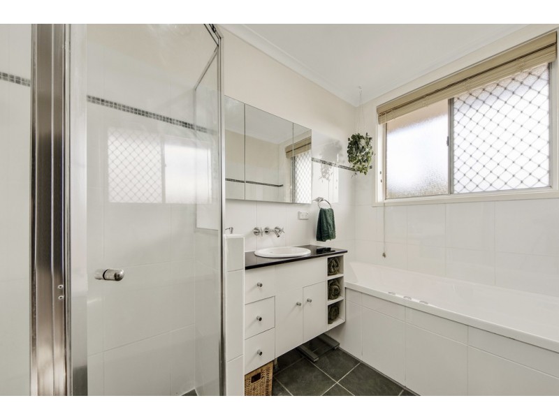 56 Pearson Street, Holder ACT 2611