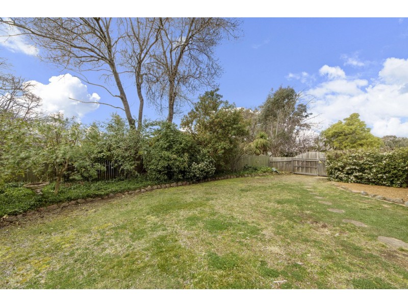 56 Pearson Street, Holder ACT 2611