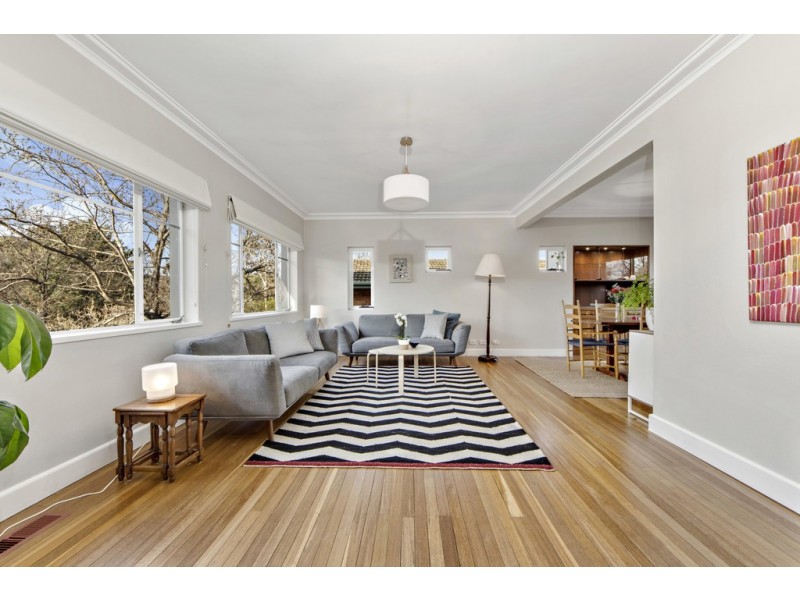 5 Leane Street, Hughes ACT 2605