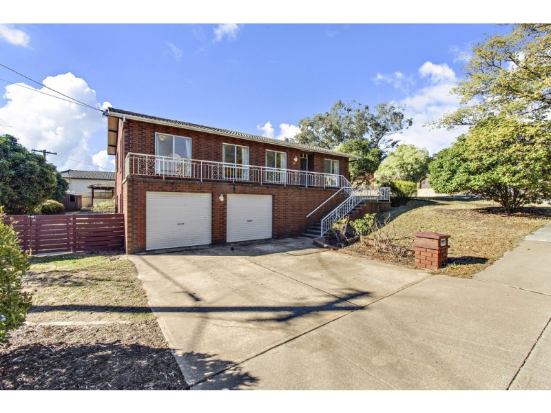 111 Canopus Crescent, Giralang ACT 2617