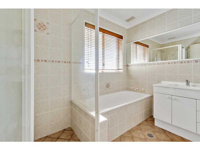 111 Canopus Crescent, Giralang ACT 2617