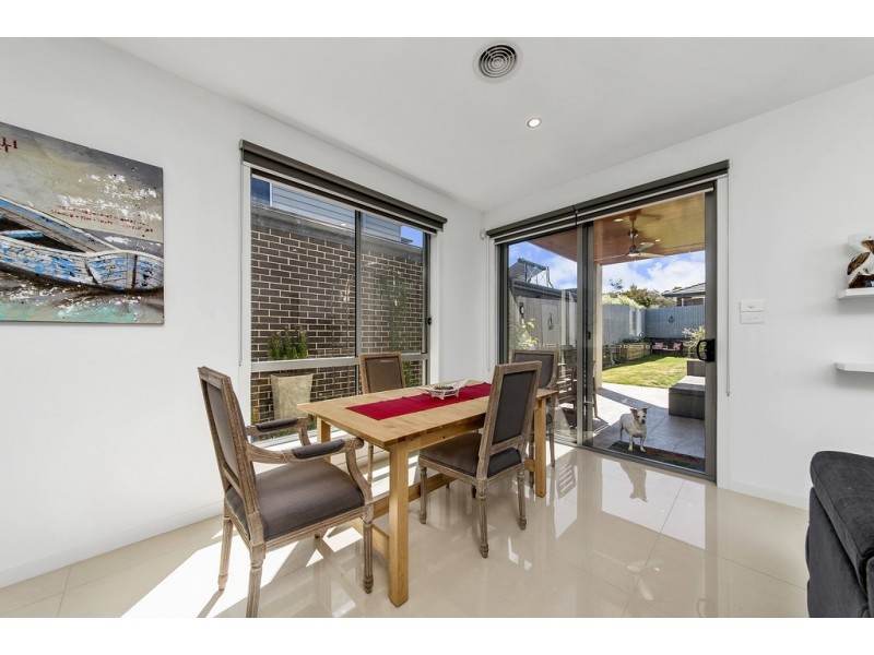 7 Foy Street, Forde ACT 2914