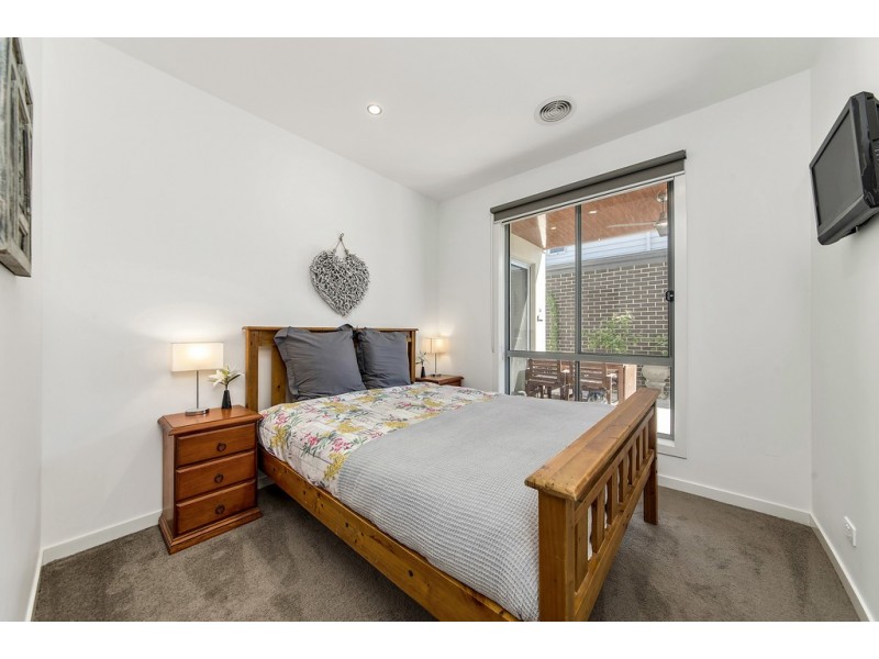 7 Foy Street, Forde ACT 2914