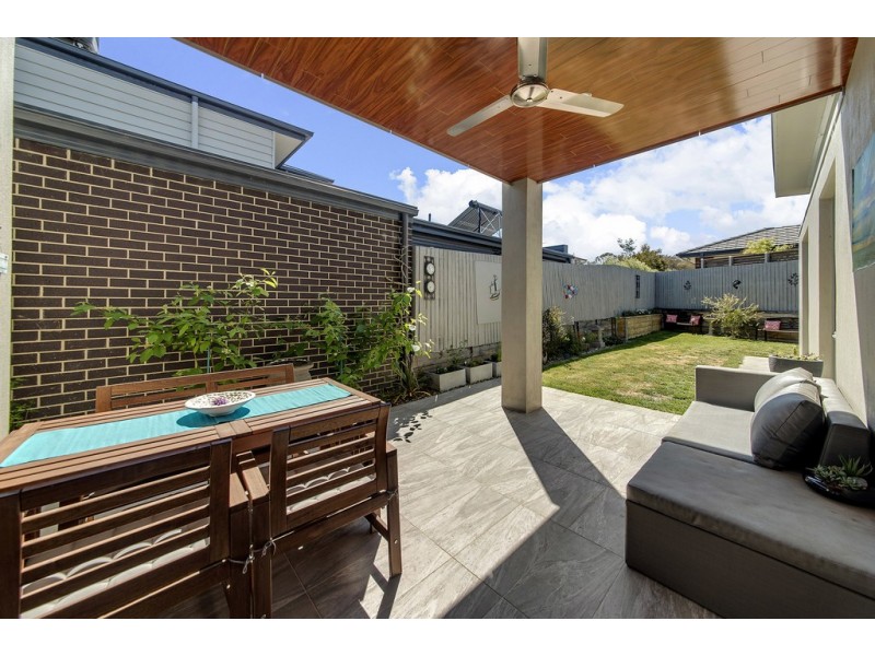 7 Foy Street, Forde ACT 2914