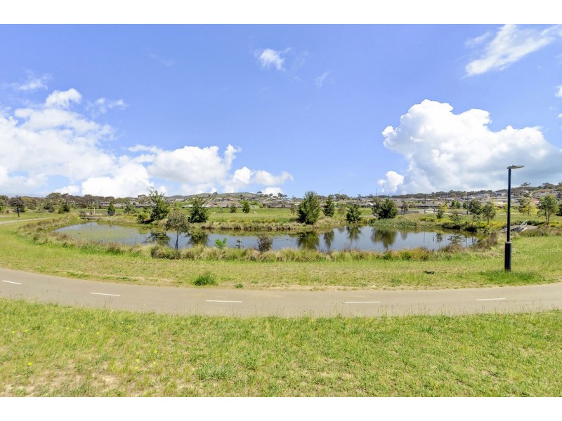 7 Foy Street, Forde ACT 2914