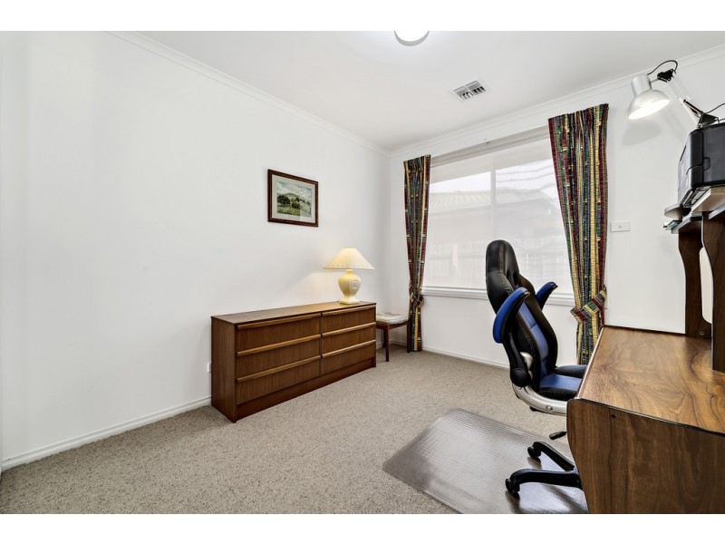 13 Narryer Close, Palmerston ACT 2913