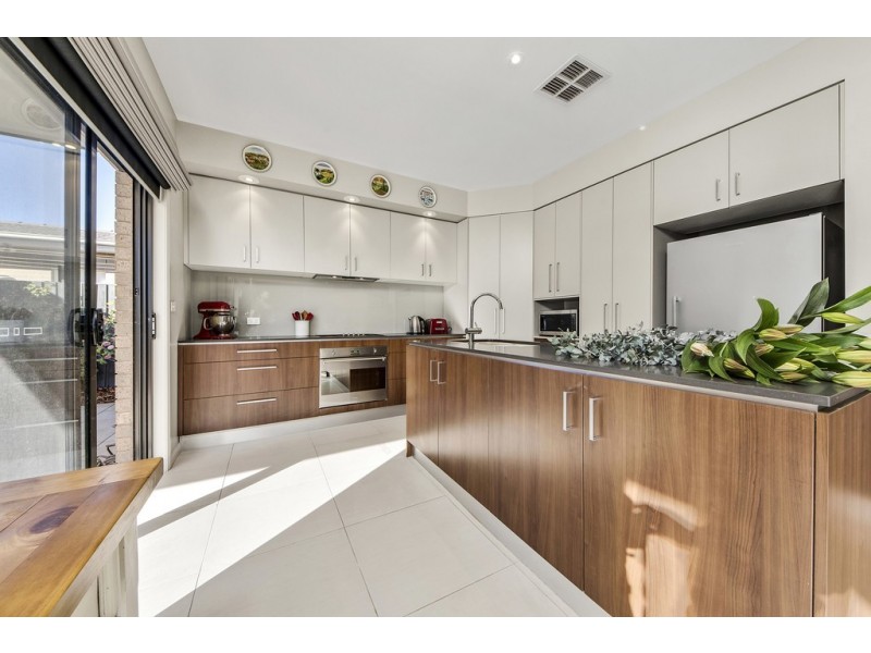 83 Oodgeroo Avenue, Franklin ACT 2913