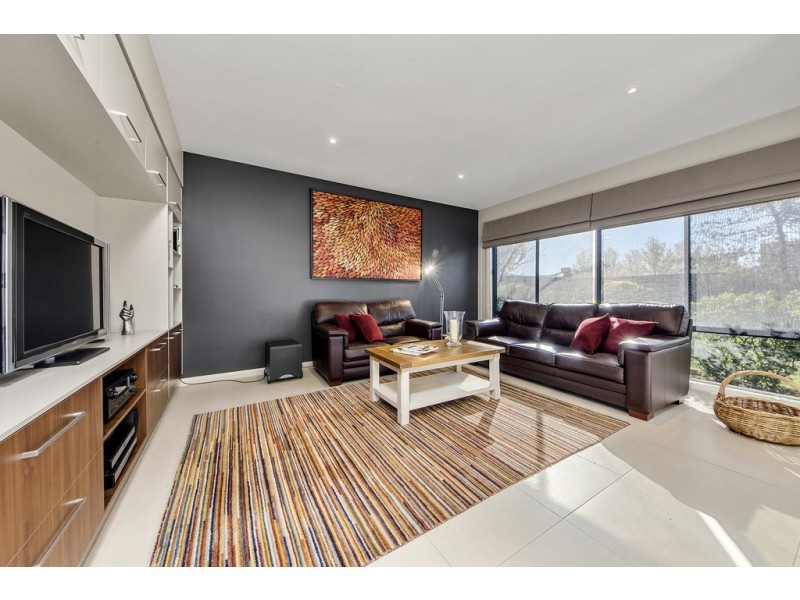 83 Oodgeroo Avenue, Franklin ACT 2913