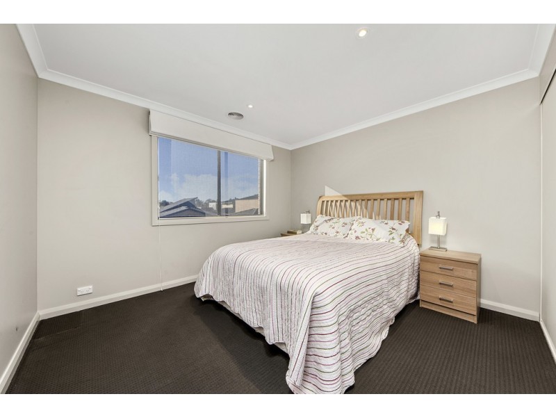 83 Oodgeroo Avenue, Franklin ACT 2913