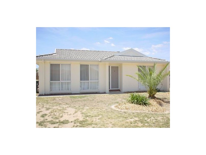 8 Alarmon Crescent, Dunlop ACT 2615