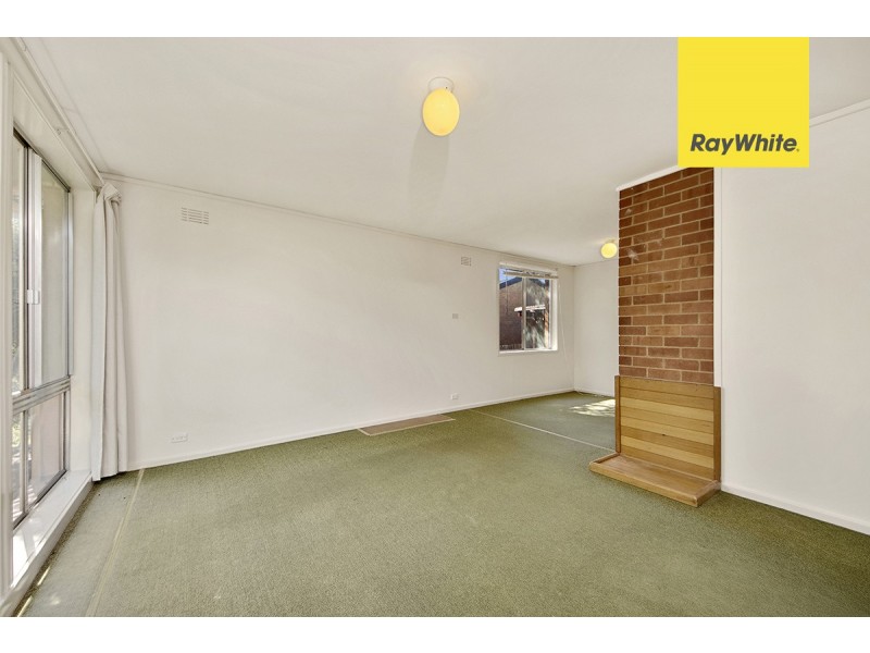 25 Biraban Place, Macquarie ACT 2614