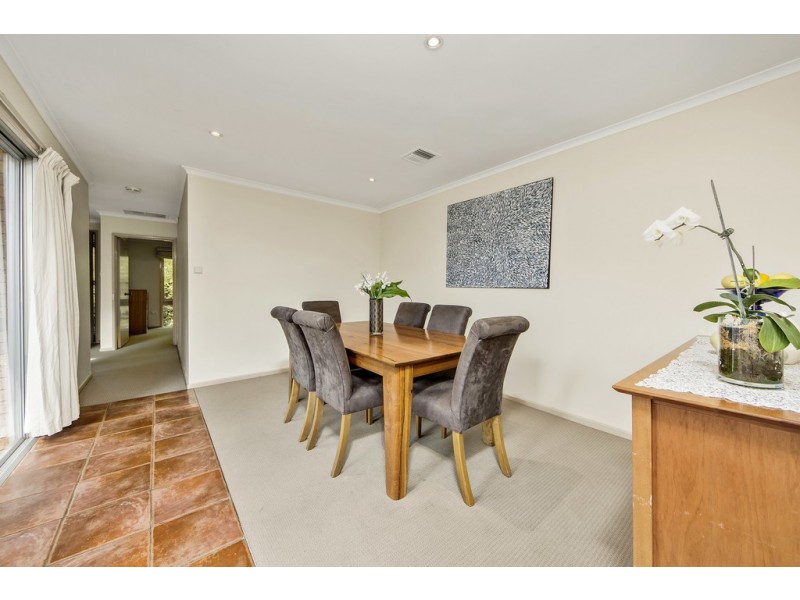 10 Mayo Street, Weetangera ACT 2614
