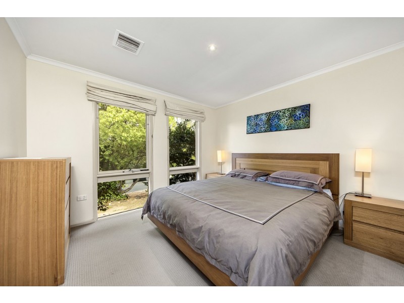10 Mayo Street, Weetangera ACT 2614
