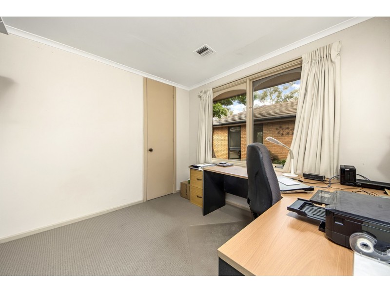 10 Mayo Street, Weetangera ACT 2614